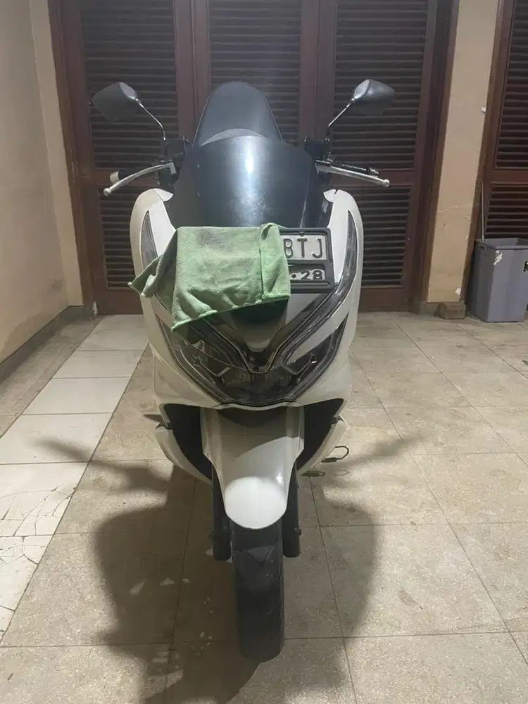 PCX 2018 ABS white