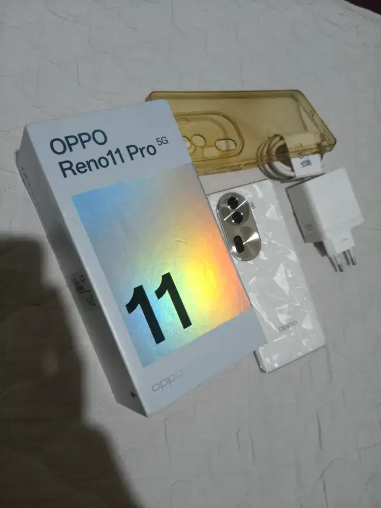 Oppo Reno 11 pro 5g 12+12/512GB fullset pemakaian 7bulan garansi resmi