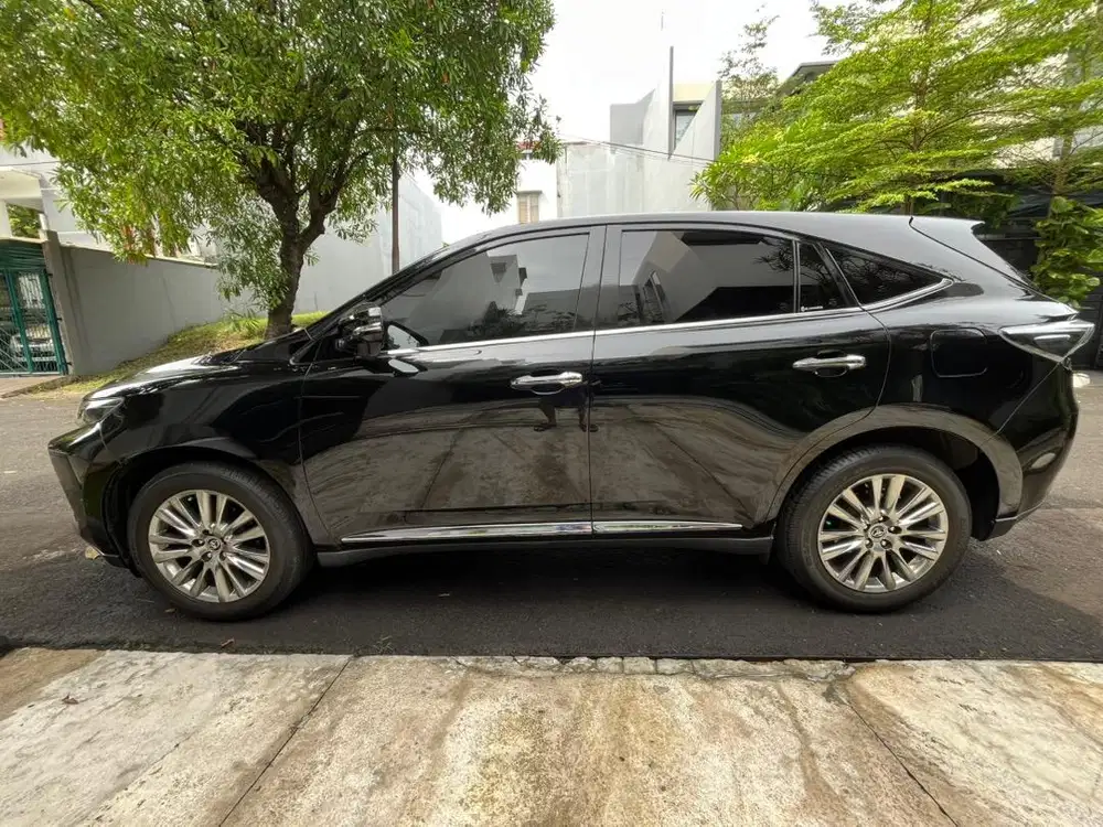 Toyota Harrier 2.0 XU60 AT 2015 (KILOMETER RENDAH)