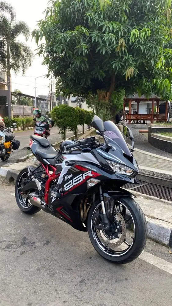 KAWASAKI ZX25R 2020 ABS