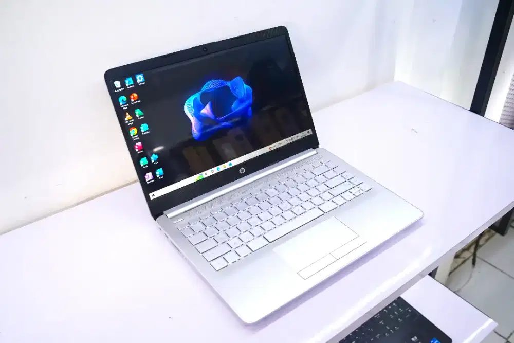 HP 14S-DK0005AU.AMD A4-9125.RAM4GB.SSD256GB.14inch
