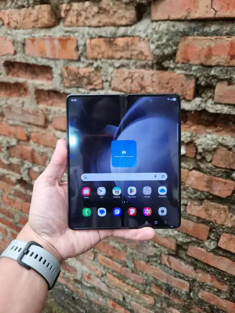 Samsung Galaxy Z Fold 5 12/512 SEIN Fullset Normal