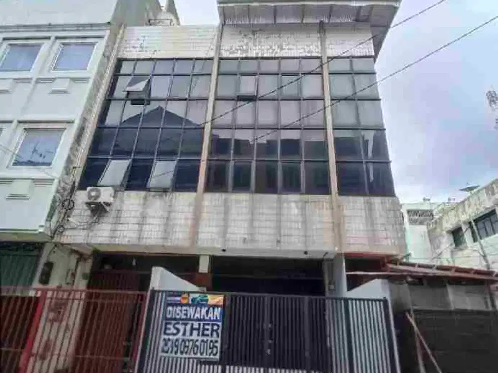 Ruko bagus siap huni di Batu Jajar Jak Pusat