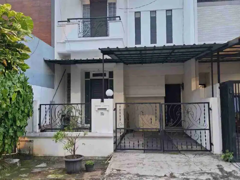 Disewakan Rumah Daan mogot baru, 6x15, 90 m2, 2.25 lt, 4+1 kt, 2+1 km