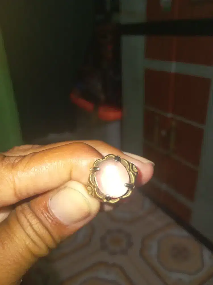 Cincin akik anggur