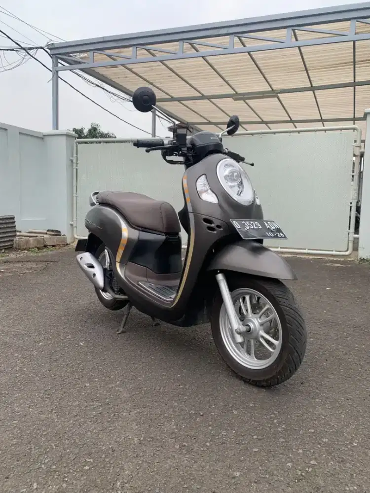 SCOOPY STYLISH KEYLES 2021