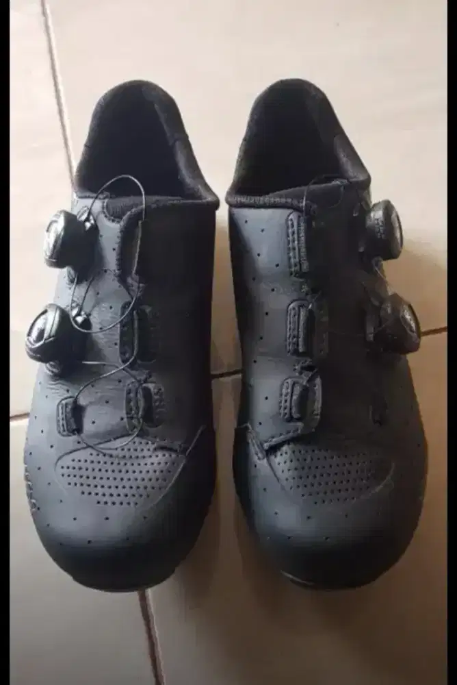 Sepeda giant advc carbon size xs, plus sepatu Bontrager, pdl ceramic