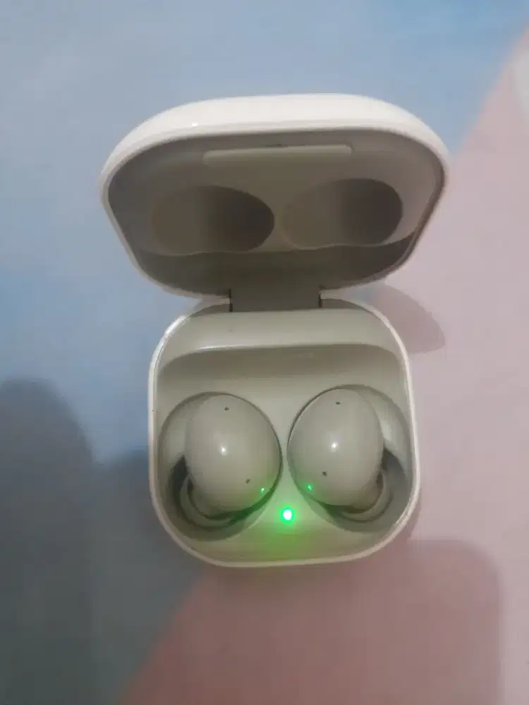 Galaxy buds 2 olive