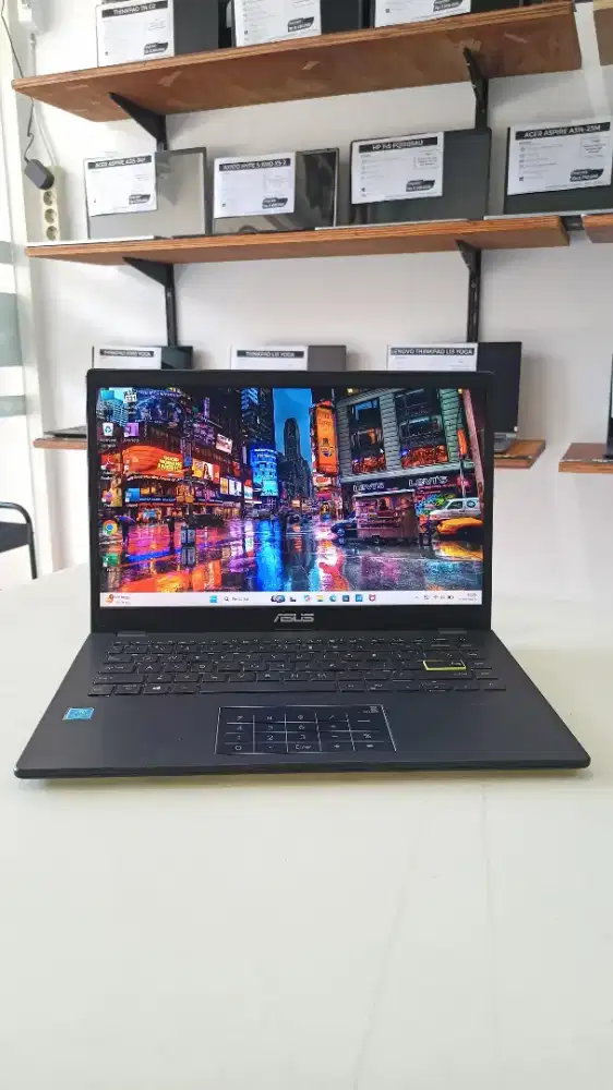 Laptop Asus E410KA intel Celeron N4500 Ram 4 GB SSD 512GB