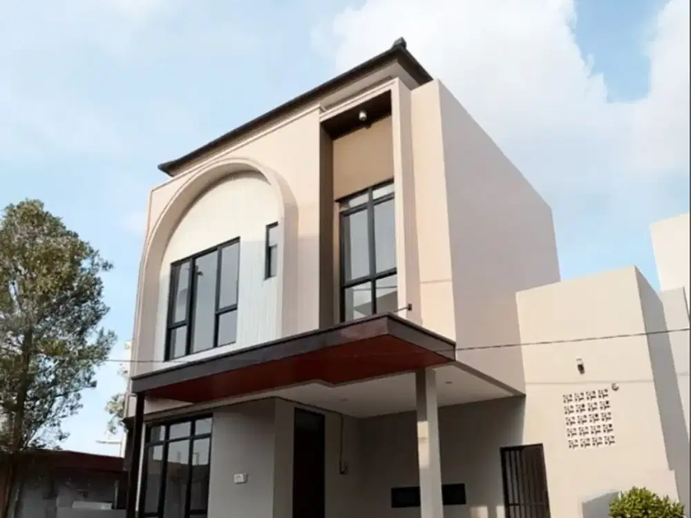 Rumah Mewah 2 Lantai Di Cirendeu Ciputat Dekat MRT dan Tol Lebak Bulus