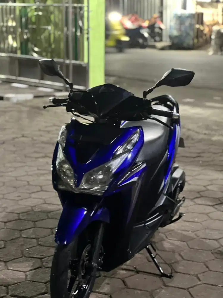 Di jual vario 125 old 2015 iss idling