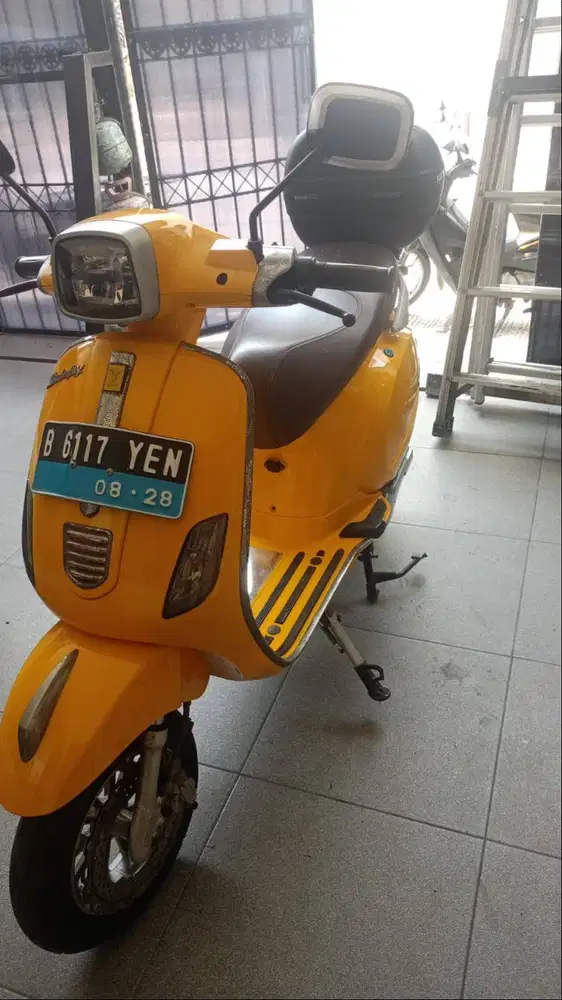 MOTOR LISTRIK MURAH BAGUS UWINFLY T3S PRO TAHUN 2023, KM RENDAH