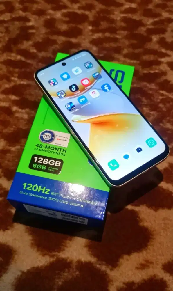 Infinix smart 9 ram 4+4/128 gk pernah servis mulus