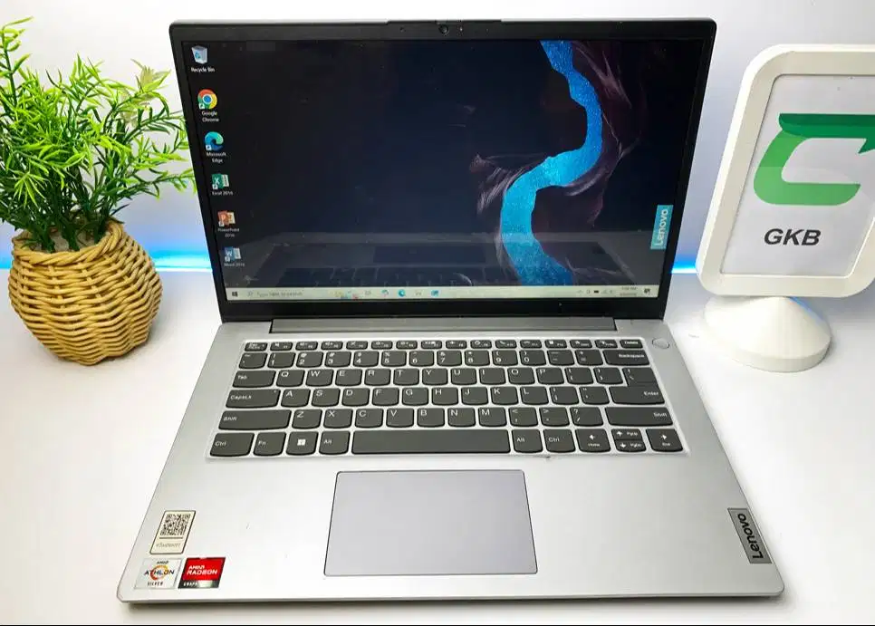 Laptop Lenovo Garansi Resmi aktif Ram 8gb VGA 2gb Ssd 256gb editing de