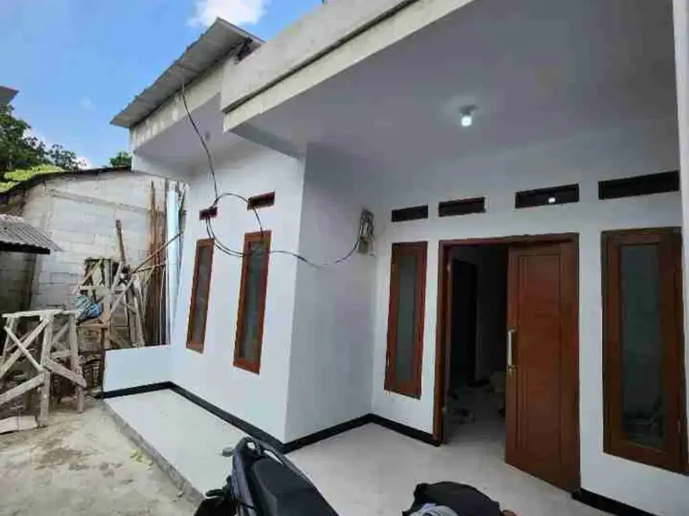 Di jual rumah baru minimalis kokoh permanen siap isi lokasi jln H.cari pondok kacang barat Tangerang selatan