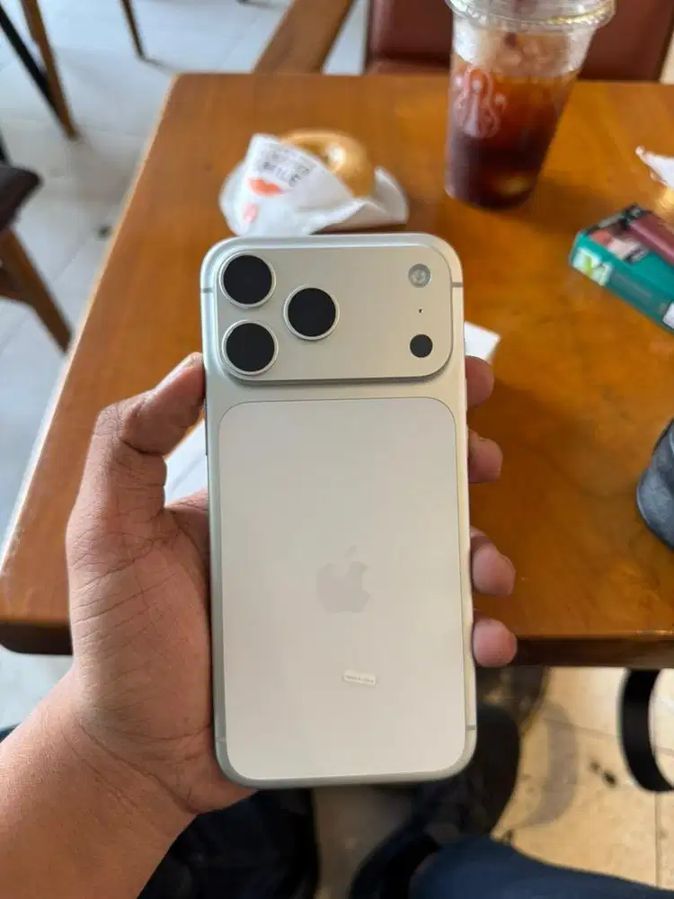 iphone 17 pro max 256gb silver ibox
