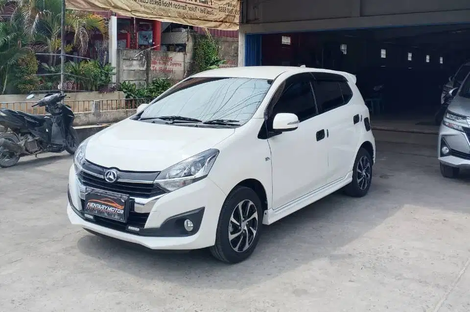 [KM 49RB] Daihatsu New Ayla 1.2 R Manual 2018 Putih Terawat Bagus Kece