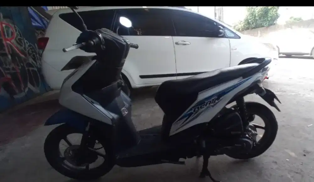 JUAL HONDA BEAT 2015