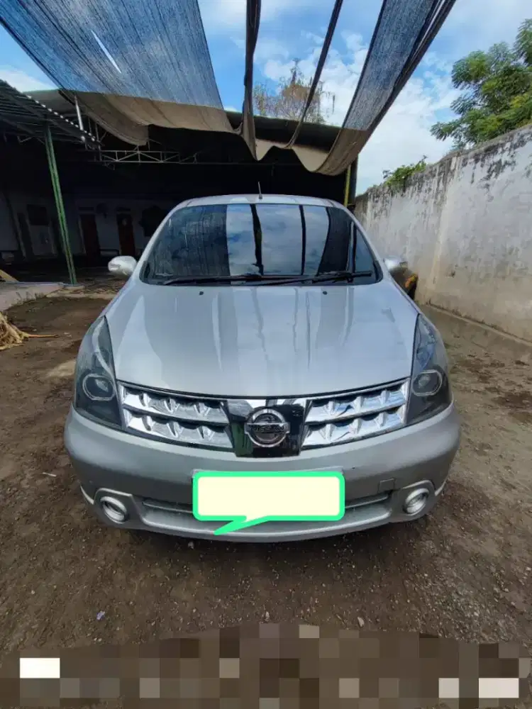 Nissan Grand livina 2011 Matic Bensin