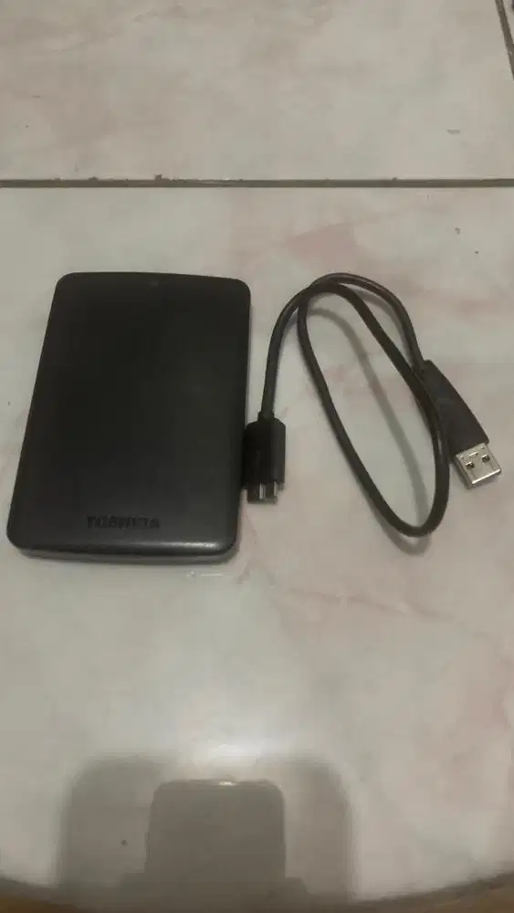 Harddisk Eksternal Toshiba 1 TB