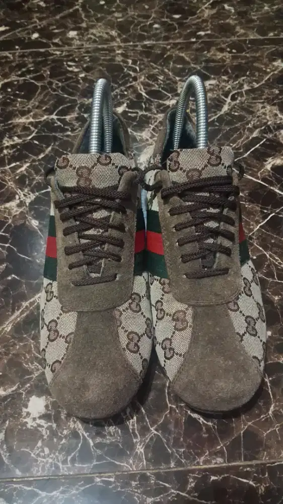 Spokat Gucci original italy, Size 40,5.