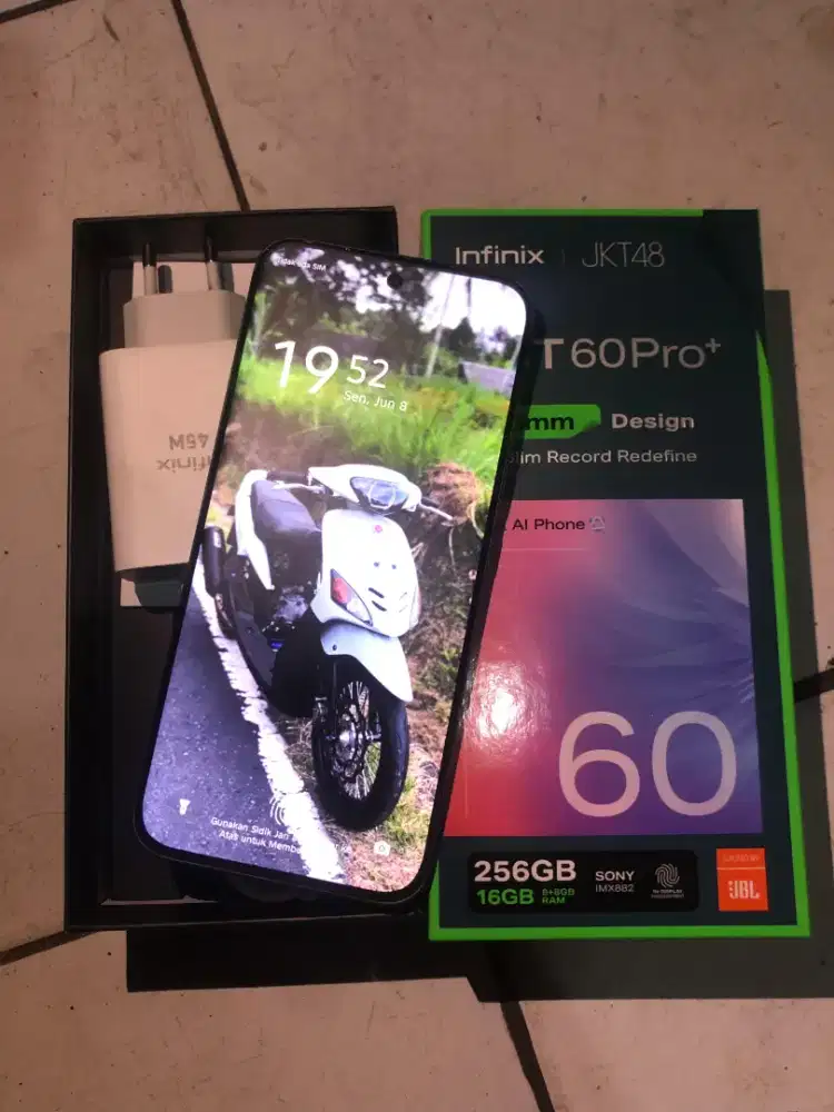 Infinix Hot 60 Pro+ 8+8/256GB