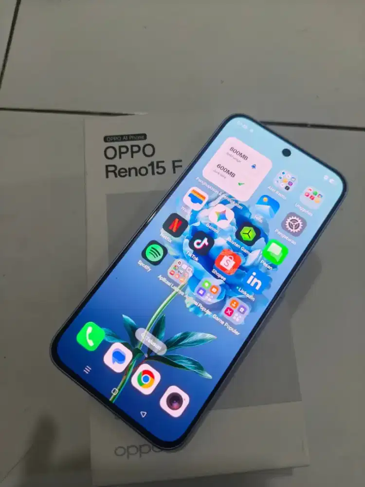 OPPO RENO 15F 5G 8/256 GB 
Fullset Mulusss NominesMahar Aja 4500 Nego