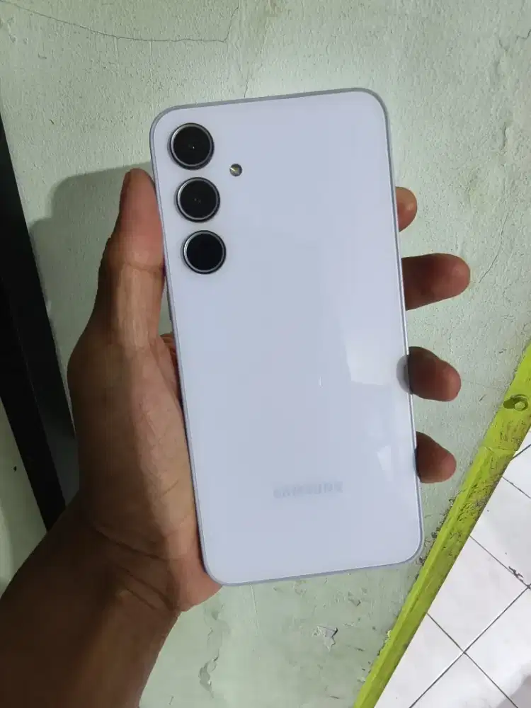 Samsung a35 8/256 hp casan