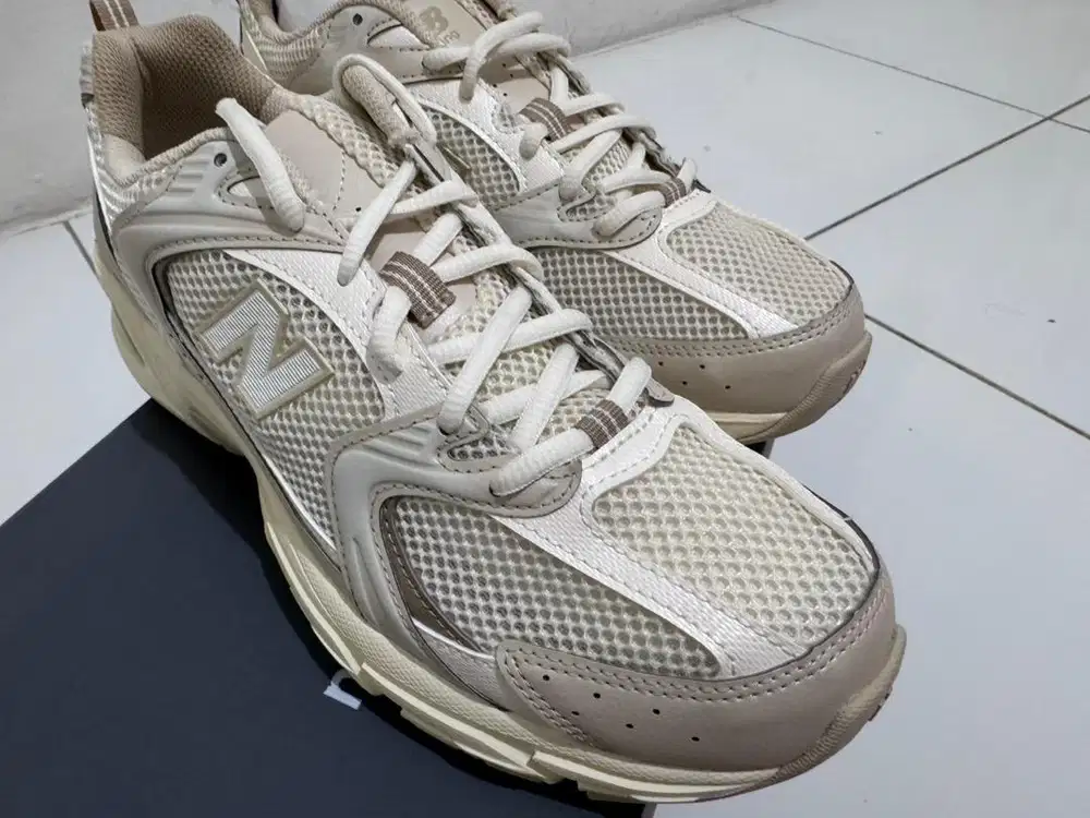 New Balance 530 - Sneakers - Beige