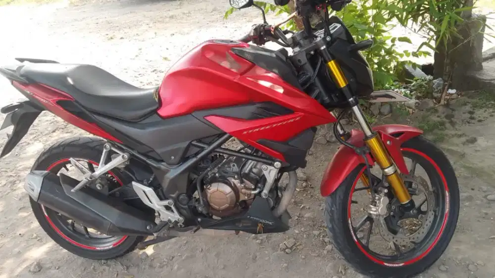 Dilual cb 150R 2020
