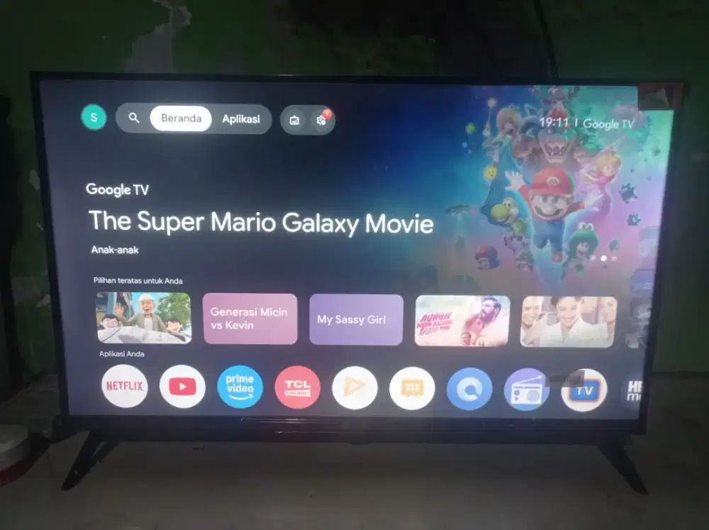 Jual TV digital tcl UK 32 inch full lengkap jual 1500,000