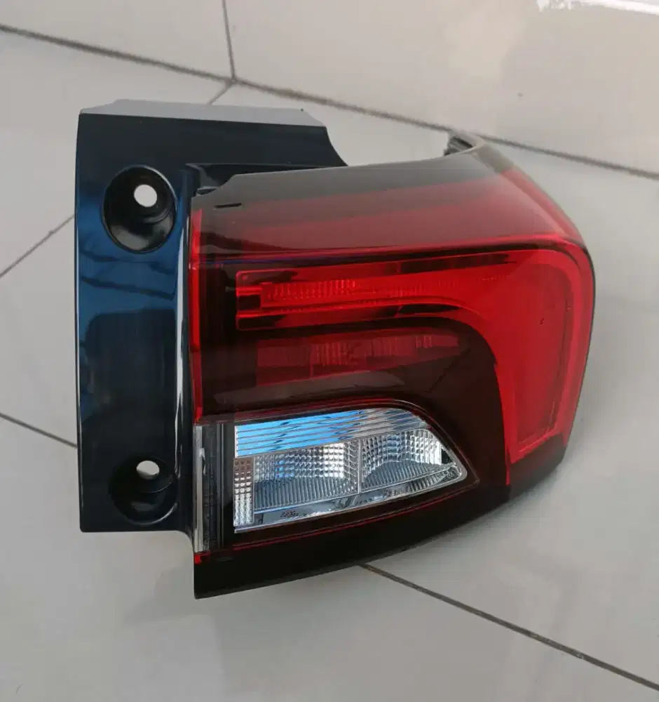 Stoplamp Avanza/Veloz/Xenia 2022 up