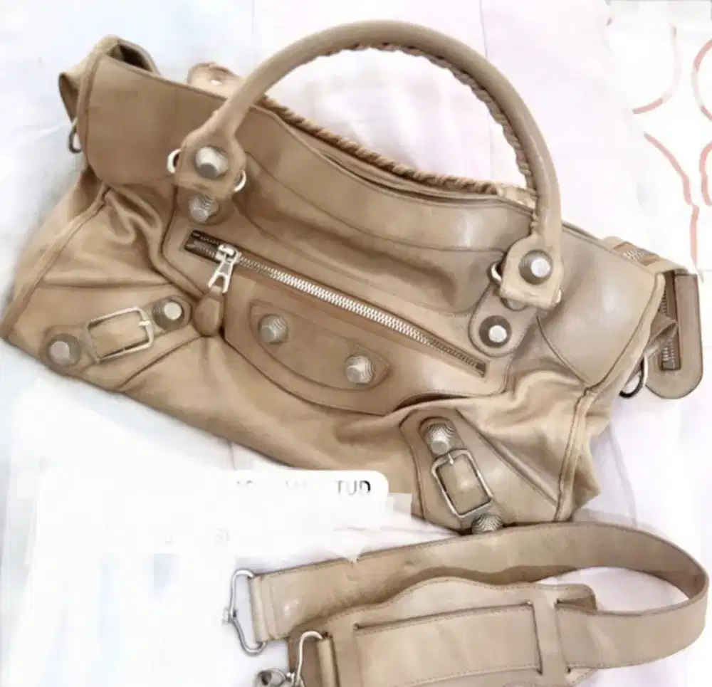 BALENCIAGA CITY BAG PARIS
