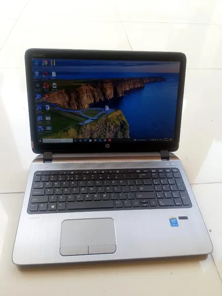 Hp Core i5 5300 Ram 8gb  Ssd 128gb Layar 15 1.8