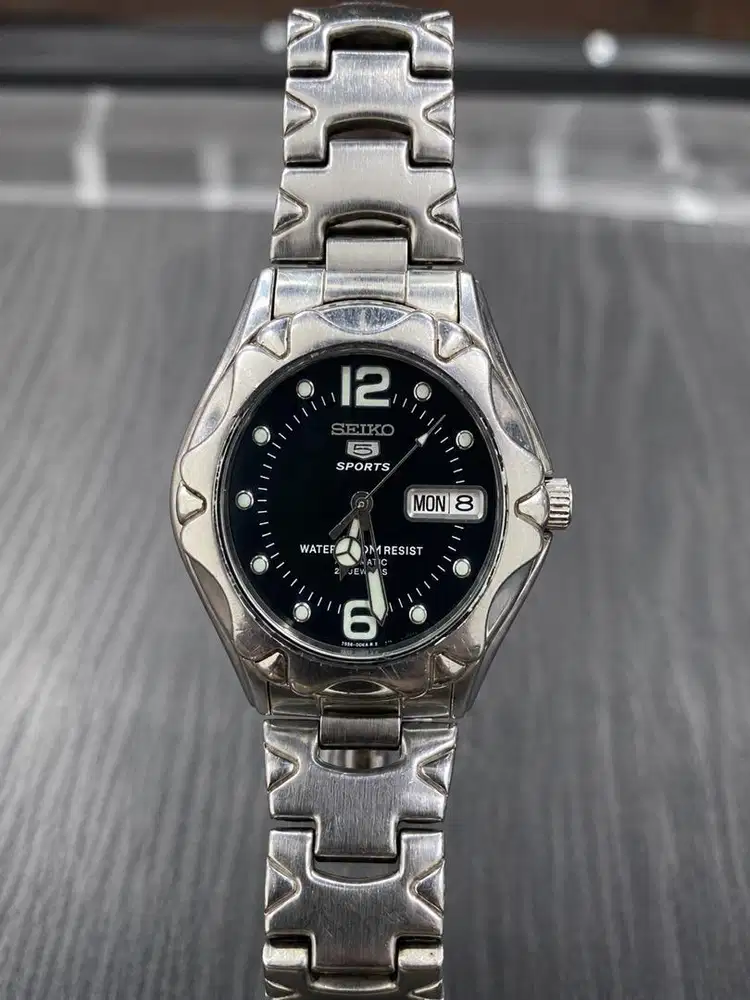 SEIKO 5 SPORTS AUTOMATIC 7S36-00M0 23 JEWELS ORIGINAL VINTAGE