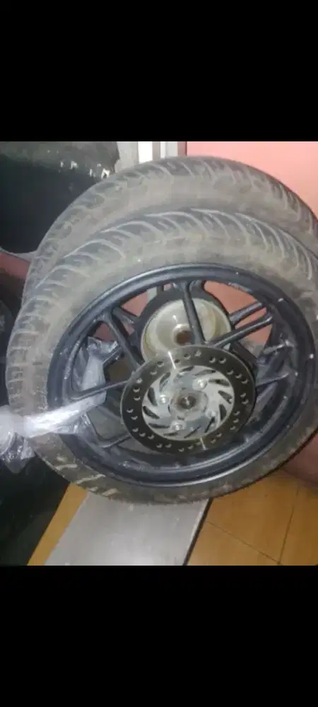 Velg bawaan beat deluxe
