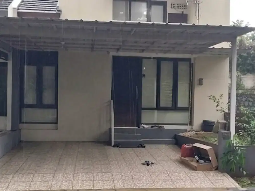 Dijual Rumah Full Furnish Lokasi Strategis Dekat Akses pintu Tol Cibubur dan Jati Karya