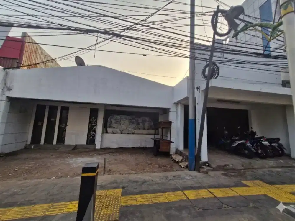 Ruang Usaha di Dr. Saharjo Tebet Jakarta Selatan Dibawah NJOP
