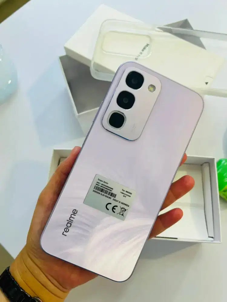 jual hp realme C100 NFC 8/256gb Purple 4jt nego