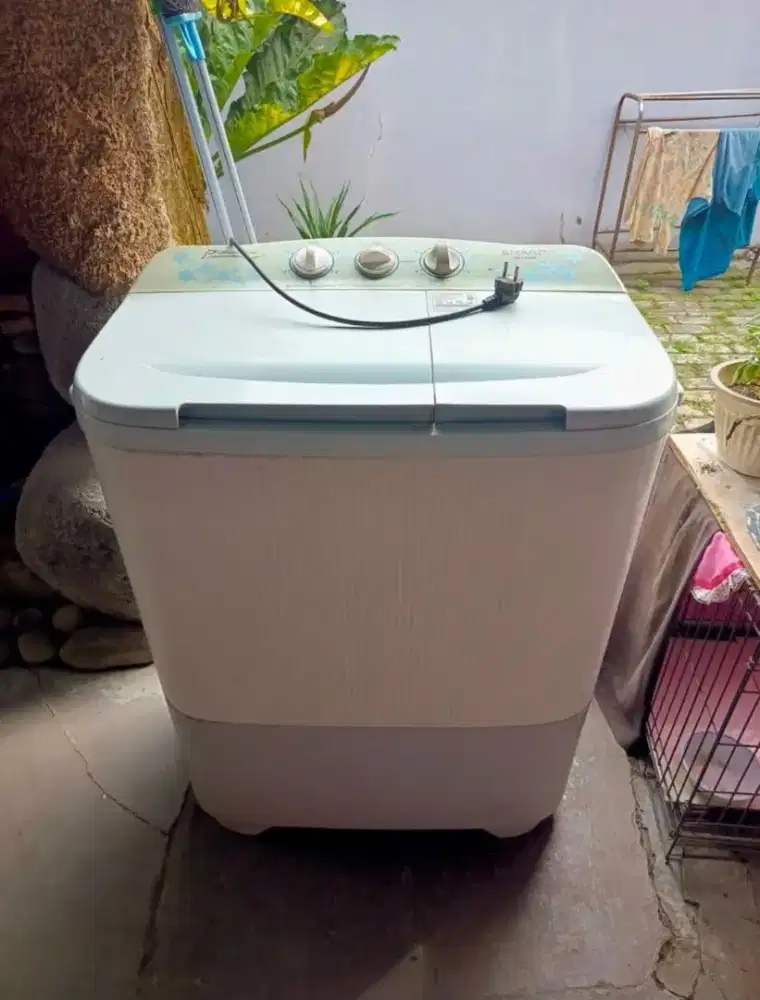 DIJUAL MESIN CUCI SHARP