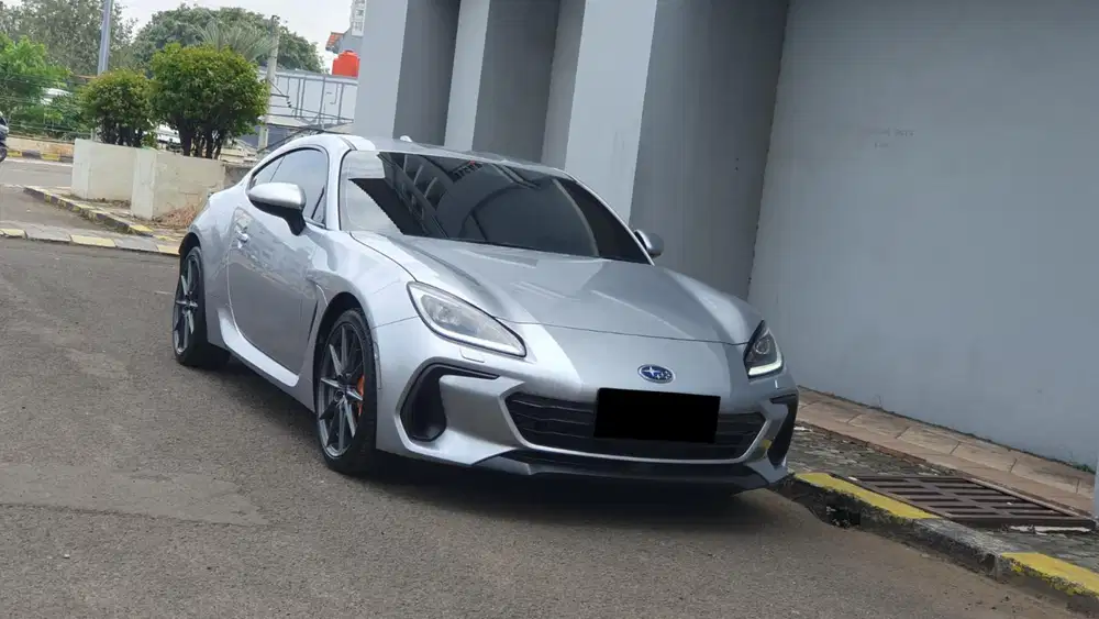 [ ANTIK LOW KM ] Subaru BRZ 2.4 Eyesight AT Silver 2024/2025