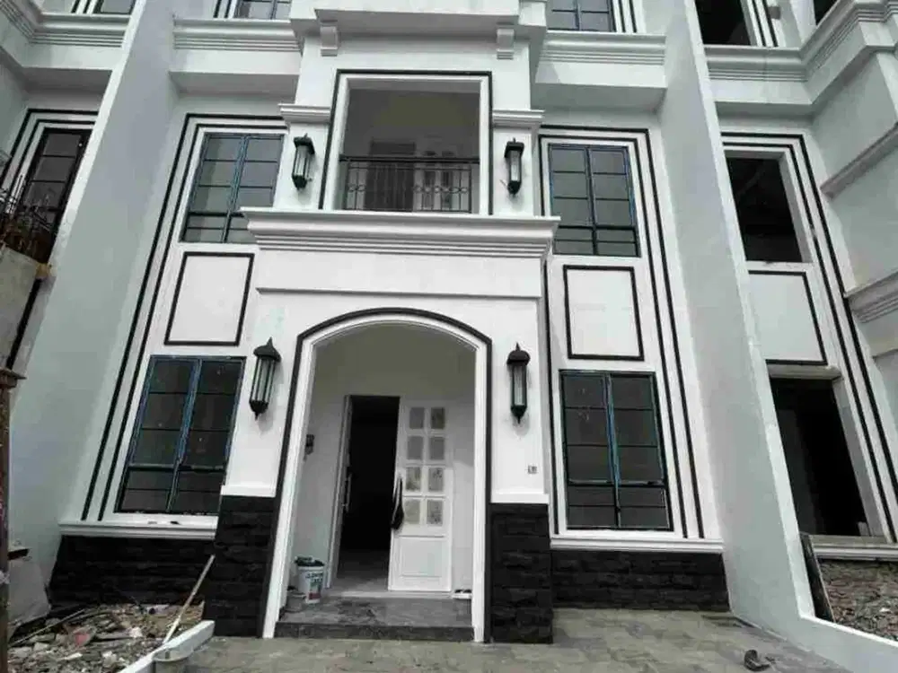 DIJUAL RUMAH MEWAH