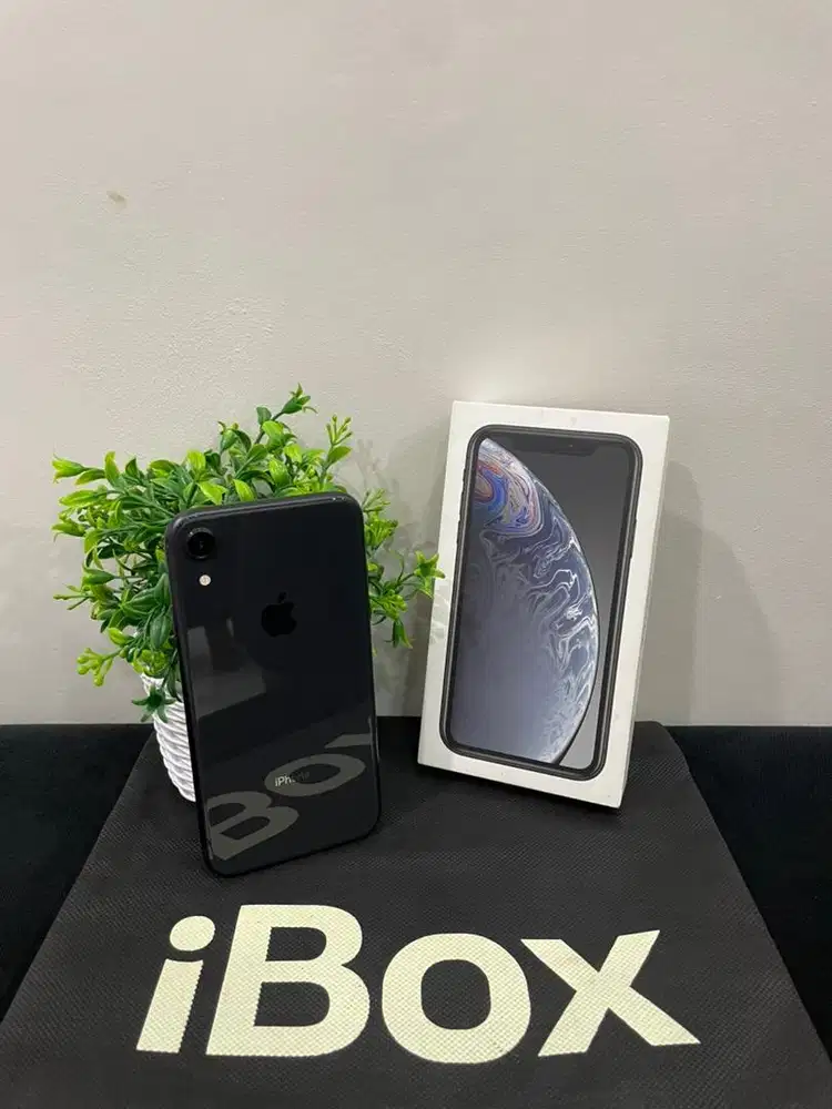 IPhone XR 128GB iBox Black mulus Fullset Ori BH 92% Sinyal Permanent