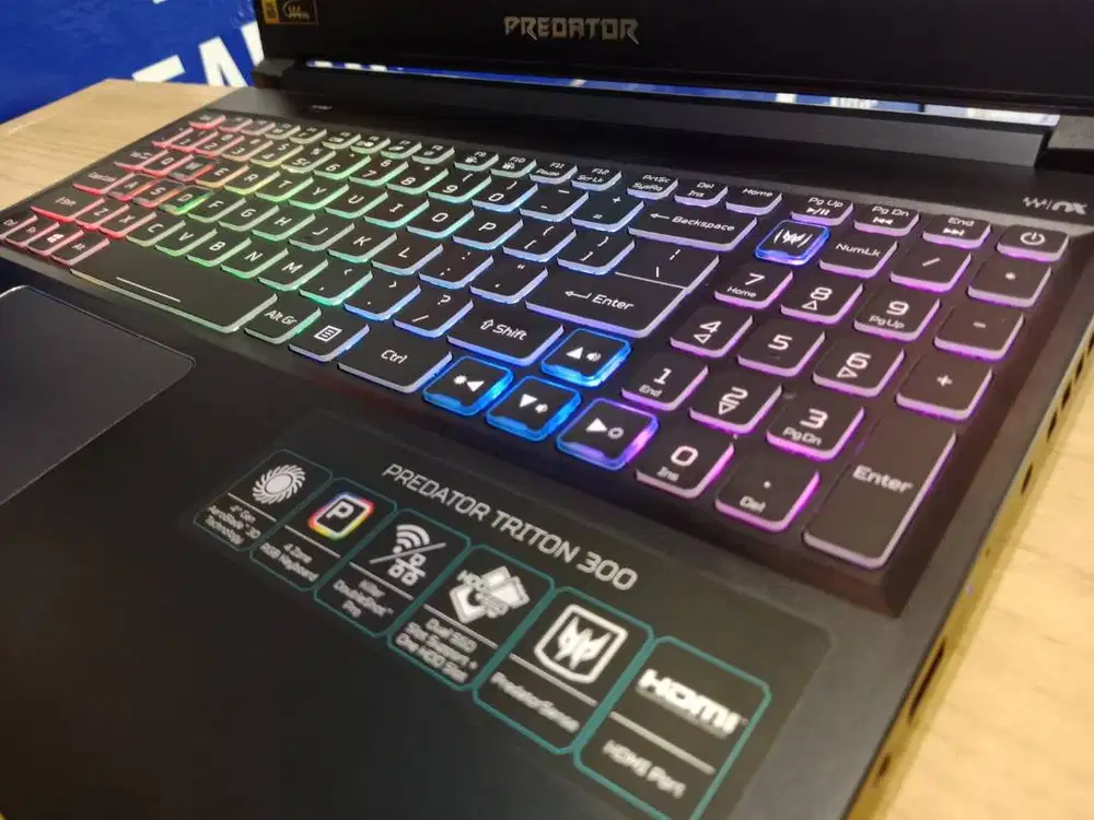 LAPTOP GAMING ACER PREDATOR TRITON 300 PT315-51 CORE i7 GEN 9 SIAP PAK