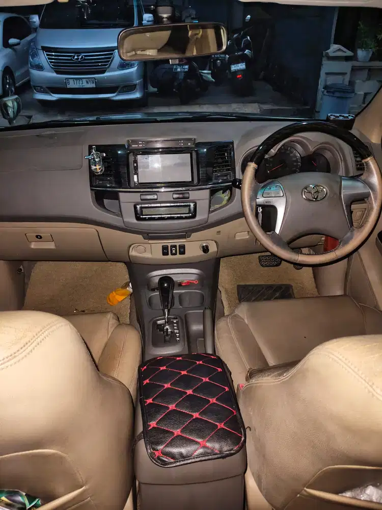 Toyota Fortuner 2011 Diesel