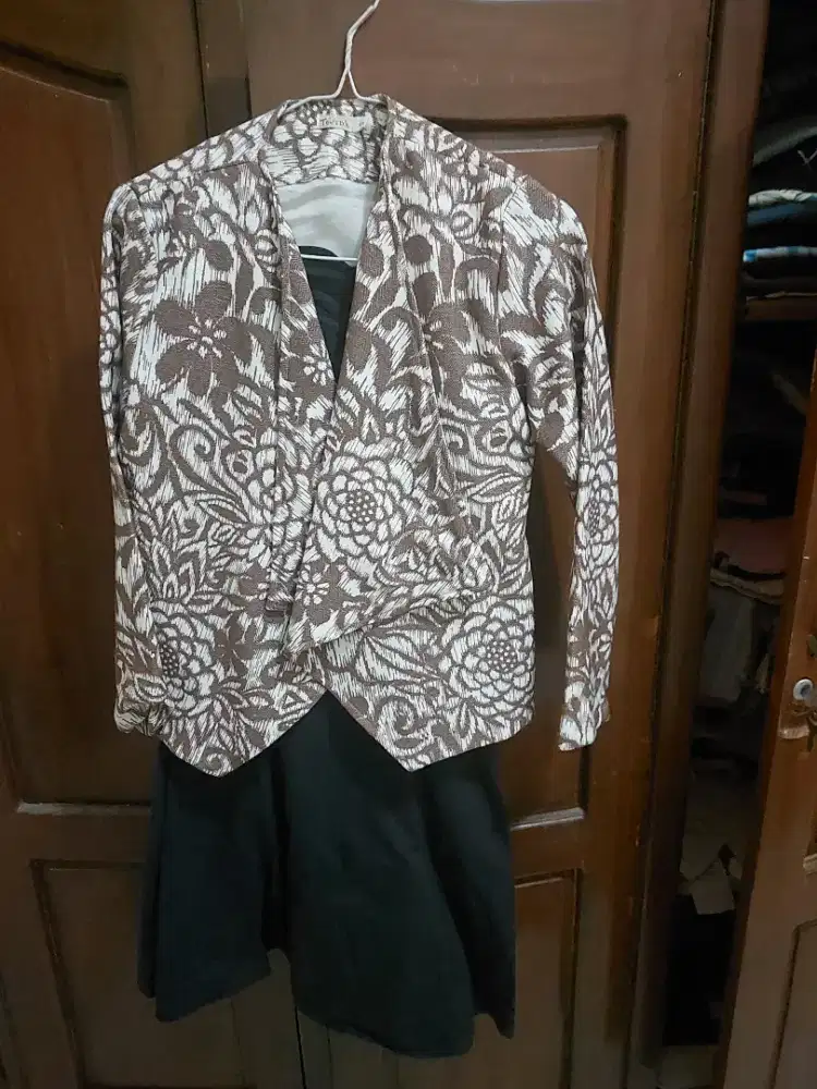 Baju pesta + blazer
