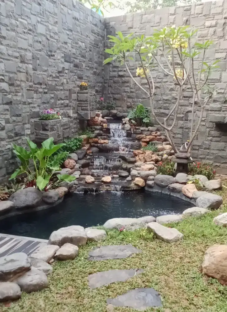 Jasa pembuatan kolam natural