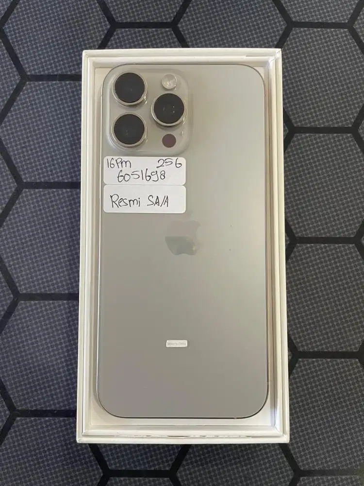 IPHONE 16 PRO MAX SECOND RESMI
