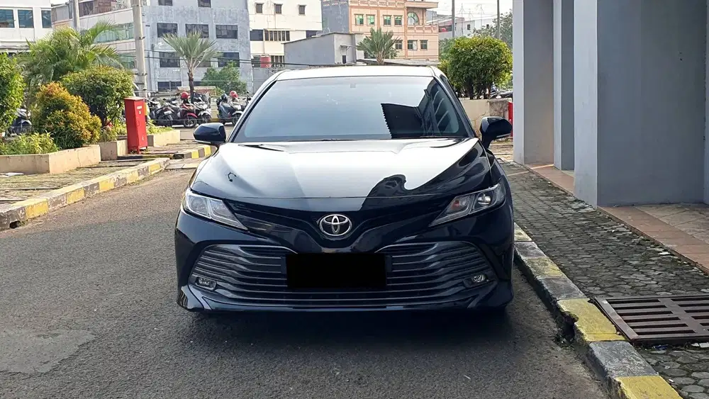 Toyota Camry 2.5 G AT Hitam Metalik NIK 2020 Service Record Garansi
