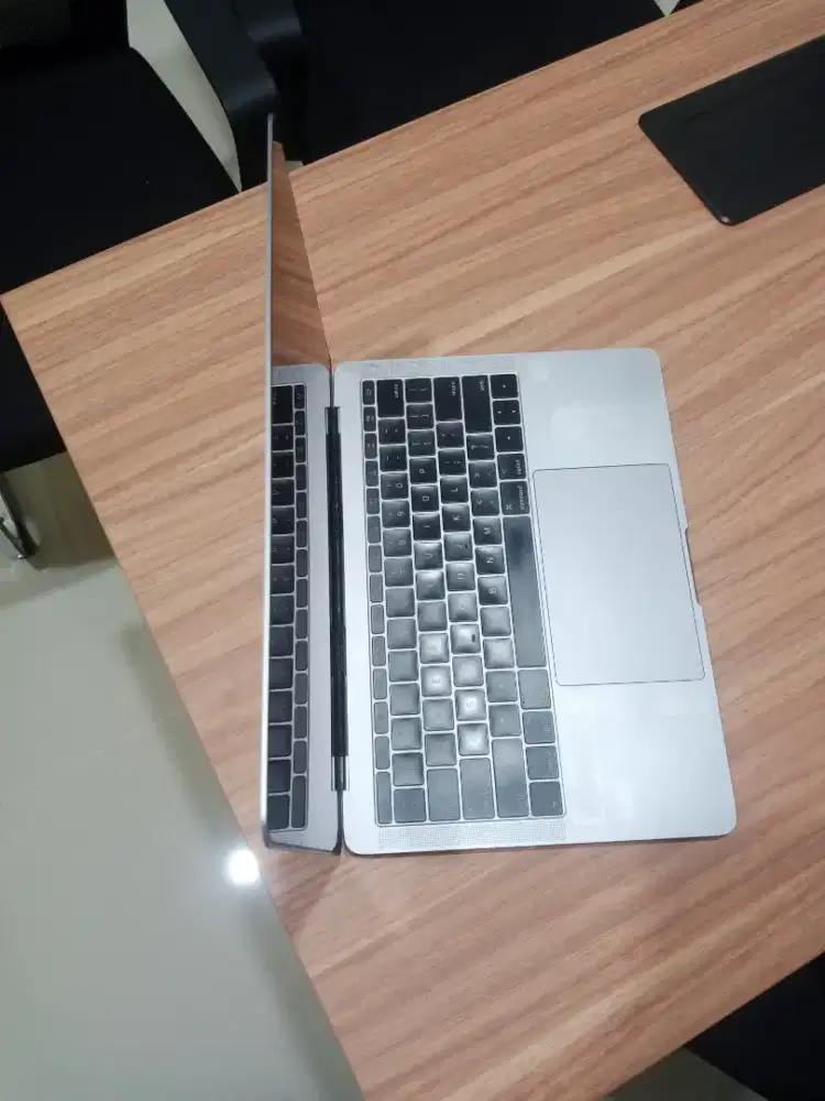 Baca dulu ya Macbook pro 2017
